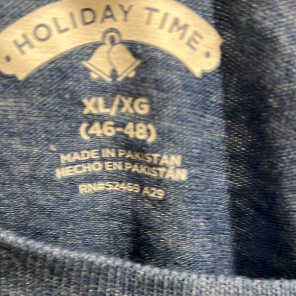 Blue Yeti to Party Graphic T-Shirt - Picture 2 of 5